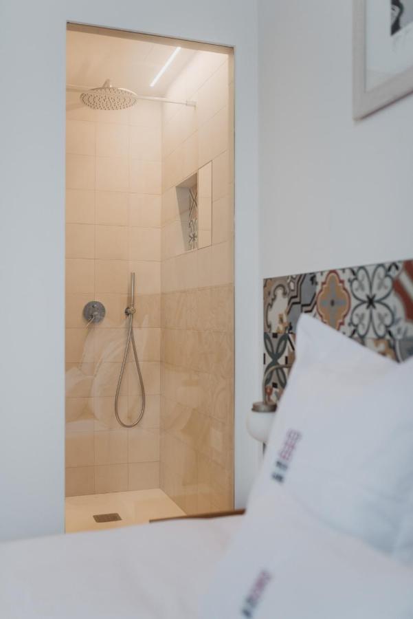 Petit Luxe Volta Bed & Breakfast Terrassa Luaran gambar